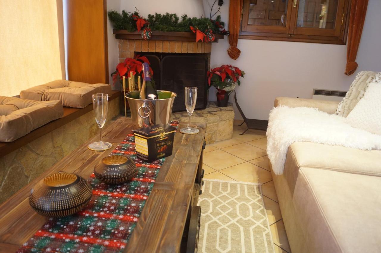 Parnassos Chalets 아라초바 외부 사진
