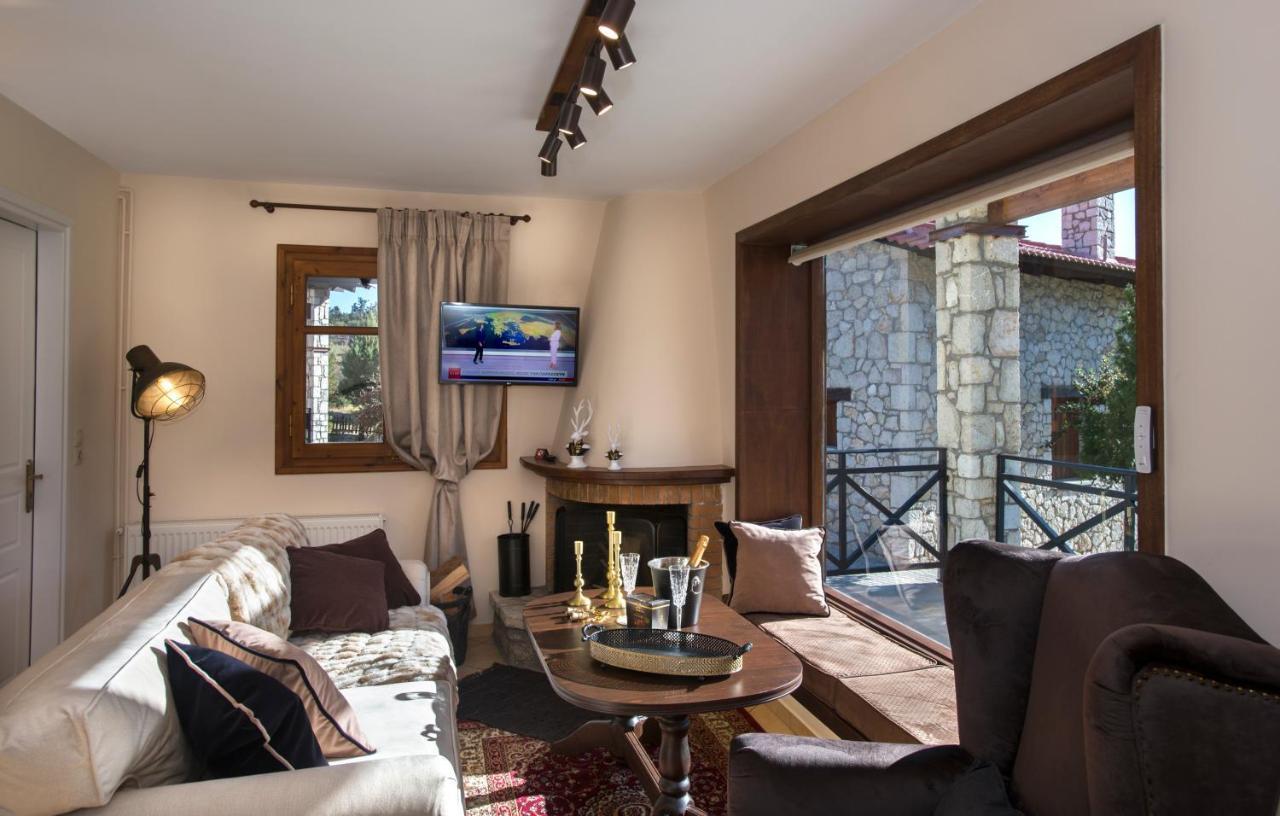 Parnassos Chalets 아라초바 외부 사진