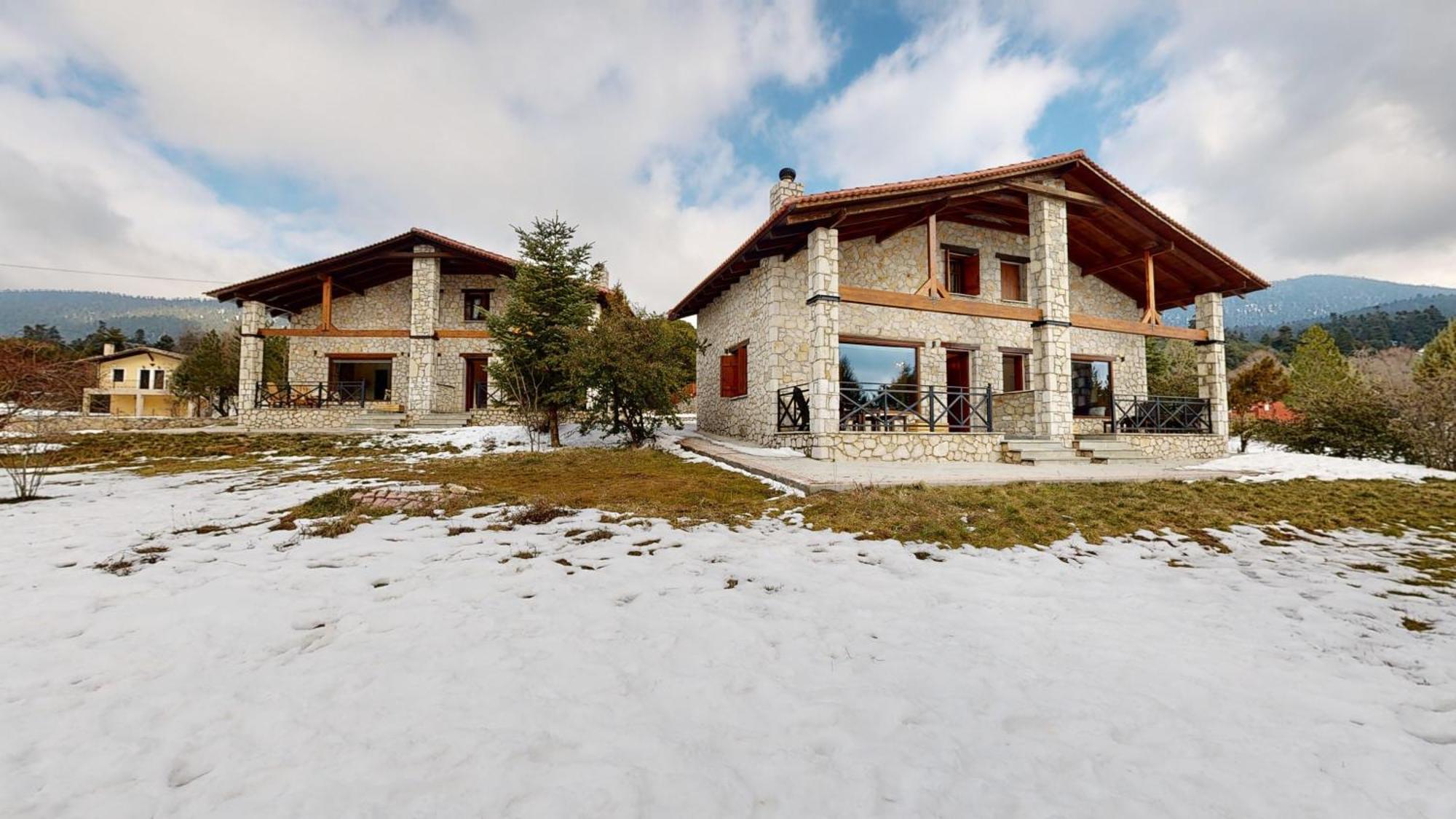 Parnassos Chalets 아라초바 외부 사진